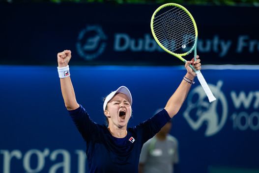 相比之下 相比之下