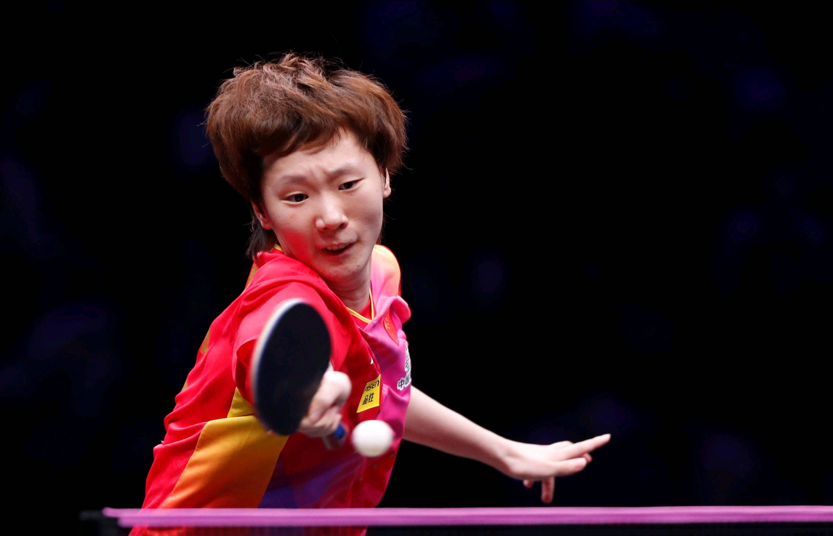 随着社交媒 随着社交媒